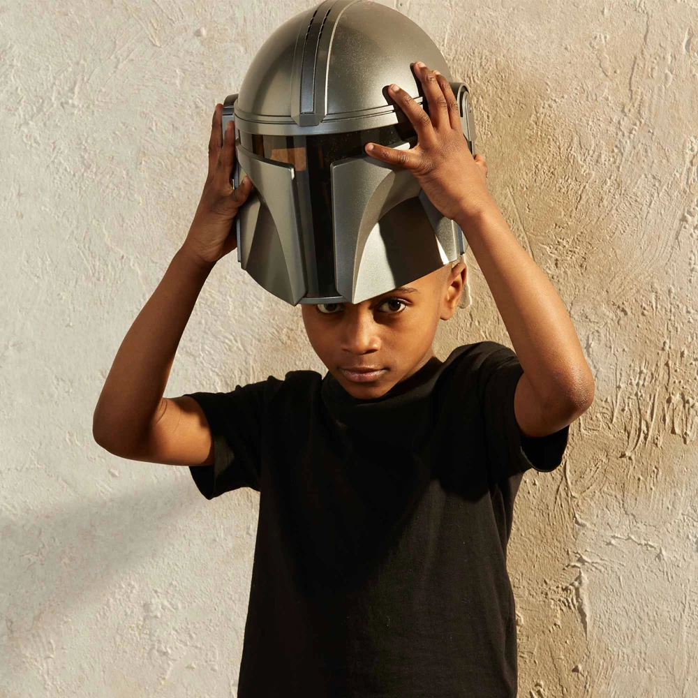 Disney Store Masque du Mandalorien avec changeur de voix, The Mandalorian