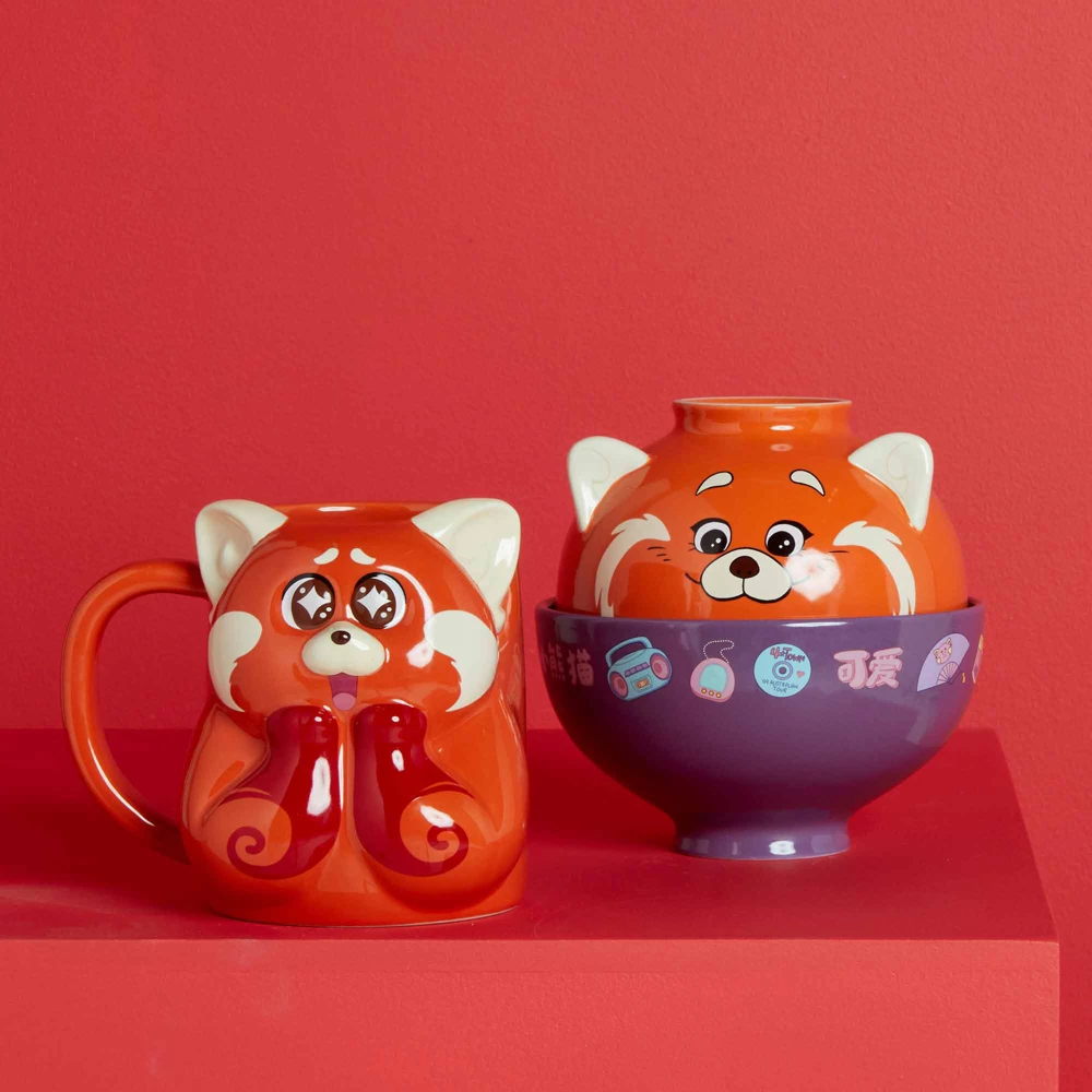 Disney Store Mug Mei Lee transformée en panda roux, Alerte Rouge
